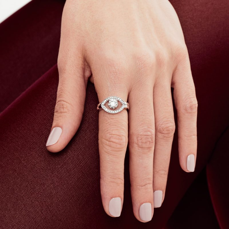 Bague_Intrepide_grand_arc_-_Or_blanc_18k_-_joaillerie_France_-_Loyale_Paris_-_6