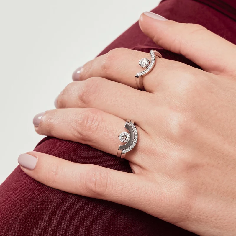Bague_Intrepide_petit_arc_0.25ct_-_Or_blanc_18k_-_diamant_ethique_-_Loyale_Paris_-_3