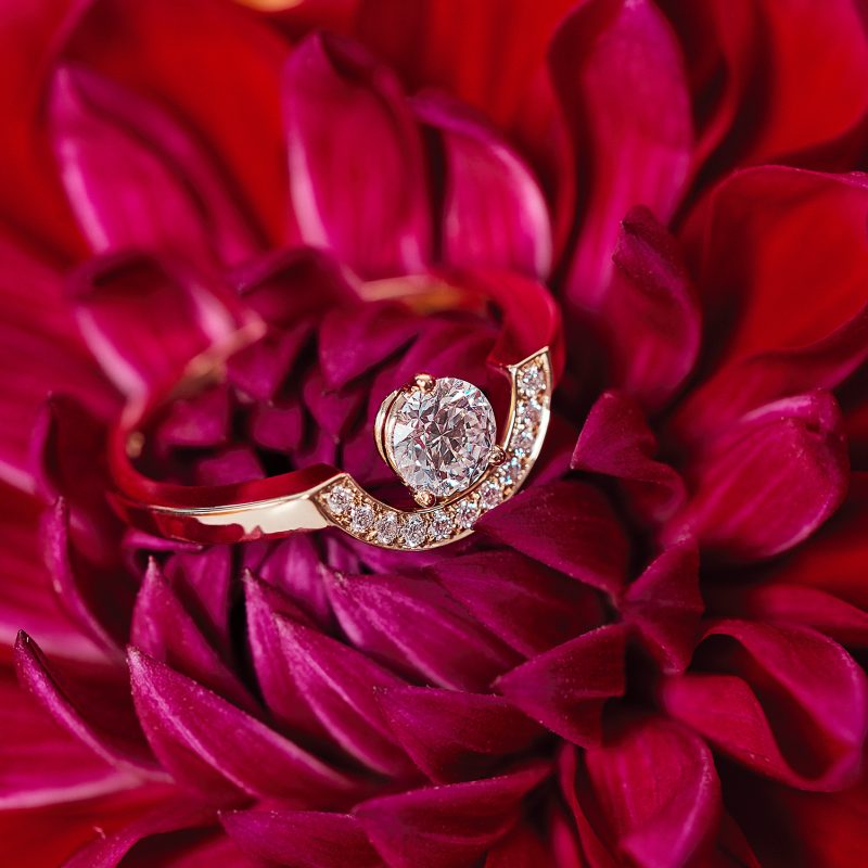 Bague_Intrepide_petit_arc_0.25ct_pavee_-_Or_rose_18k_-_diamant_ethique_-_Loyale_Paris