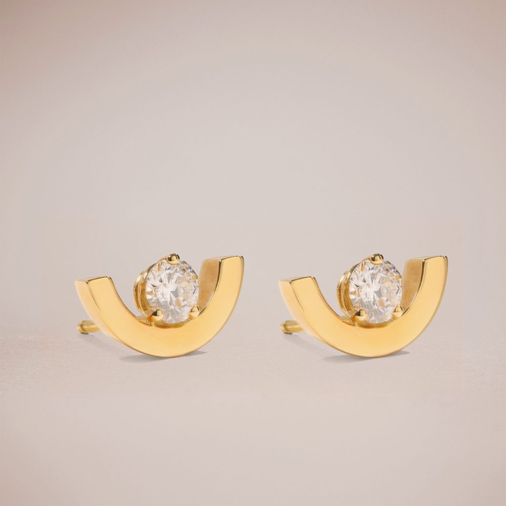 boucle d'oreille intrépide or jaune recyclé 0.25ct maison de joaillerie loyale paris
